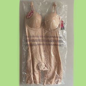 NWT in box. Spanx Suit Your Fancy Strapless Cupped Mid-Thigh Bodysuit